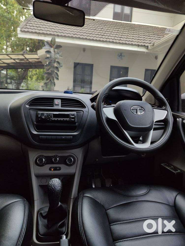 Tata Tiago Xe, 2019, Petrol