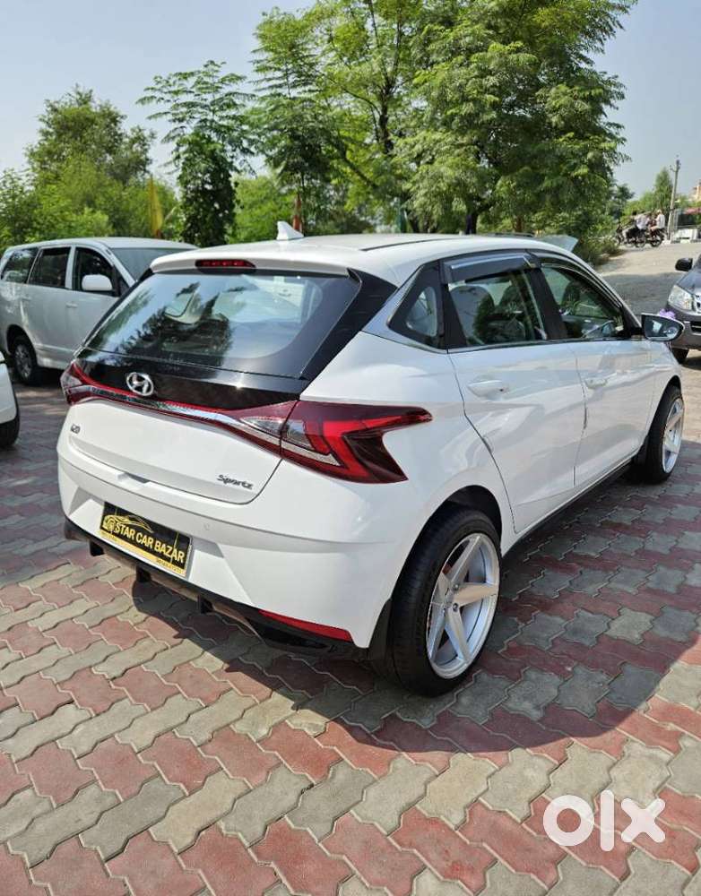 Hyundai I20 Sportz 1.2 Bs-iv, 2022, Petrol