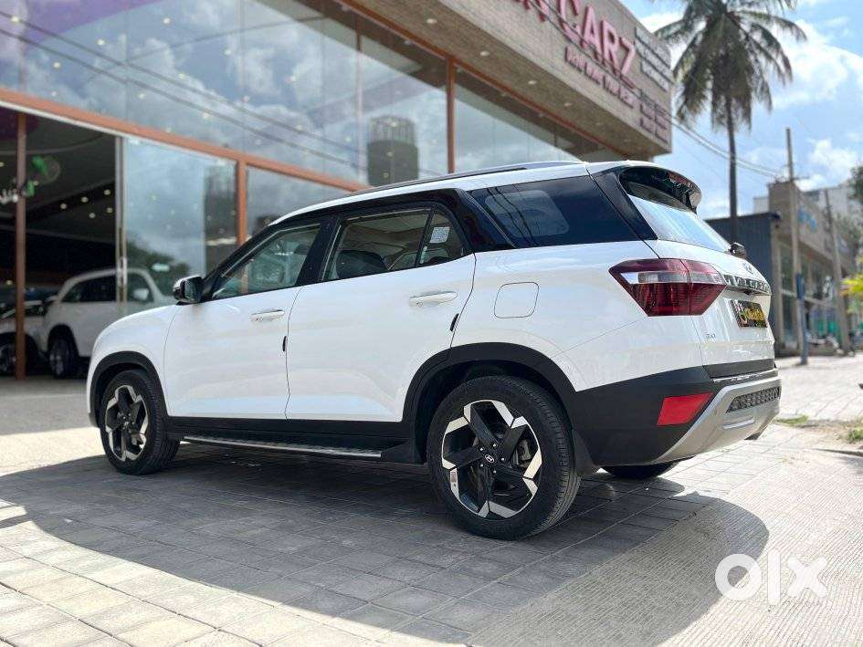 Hyundai Alcazar 2.0 Platinum (o) Petrol At 7 Str, 2022, Petrol