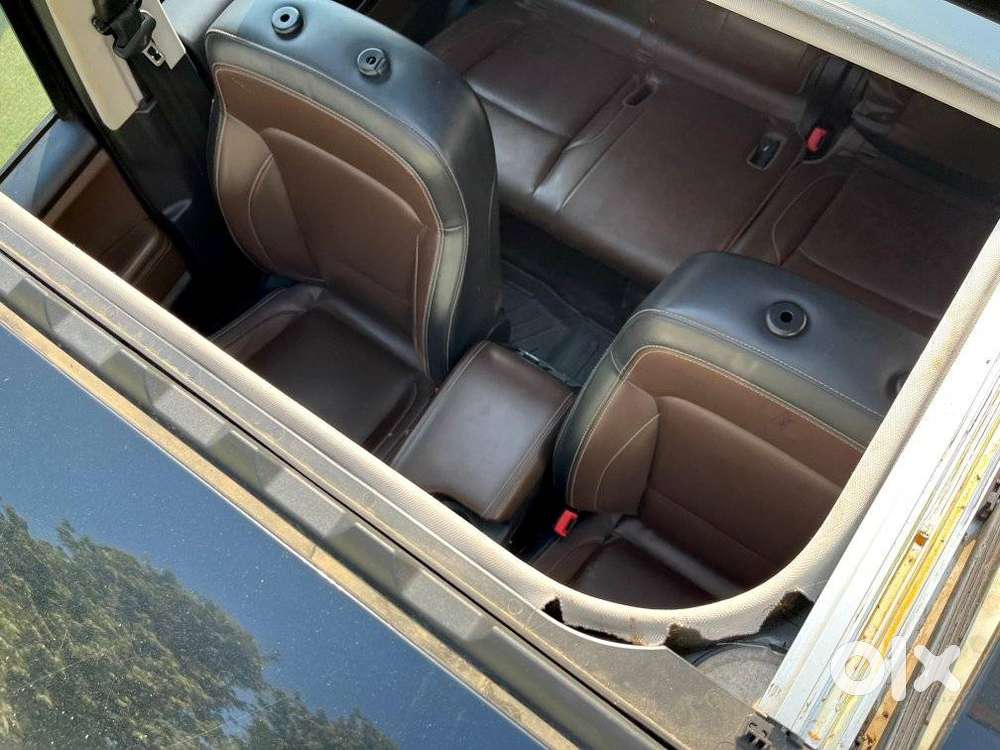 Mahindra Scorpio-n 2.0 Z8 Petrol At 7 Str, 2023, Petrol