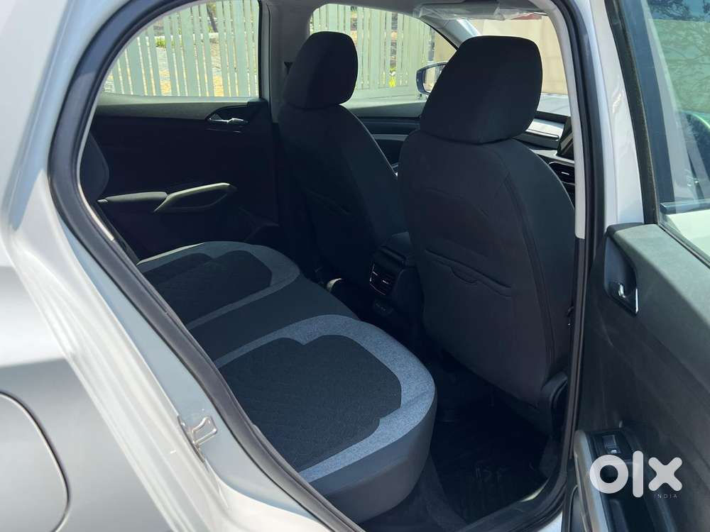 Skoda Kylaq Signature Plus At, 2025, Petrol