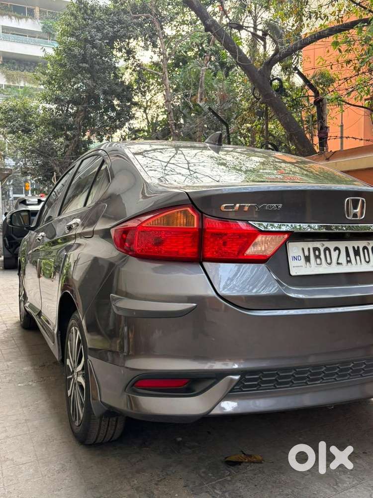 Honda City Vx 2017 November - Tax 2027 November