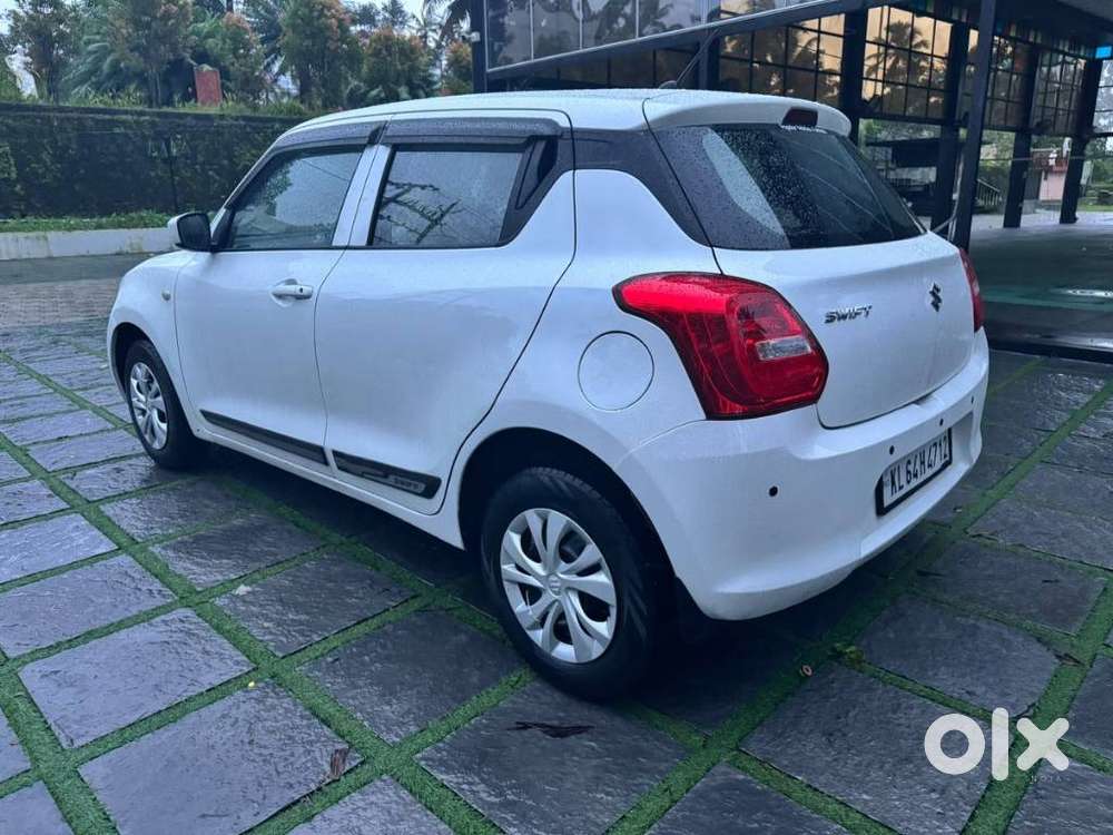 Maruti Suzuki Swift Lxi Optional-o, 2019, Petrol