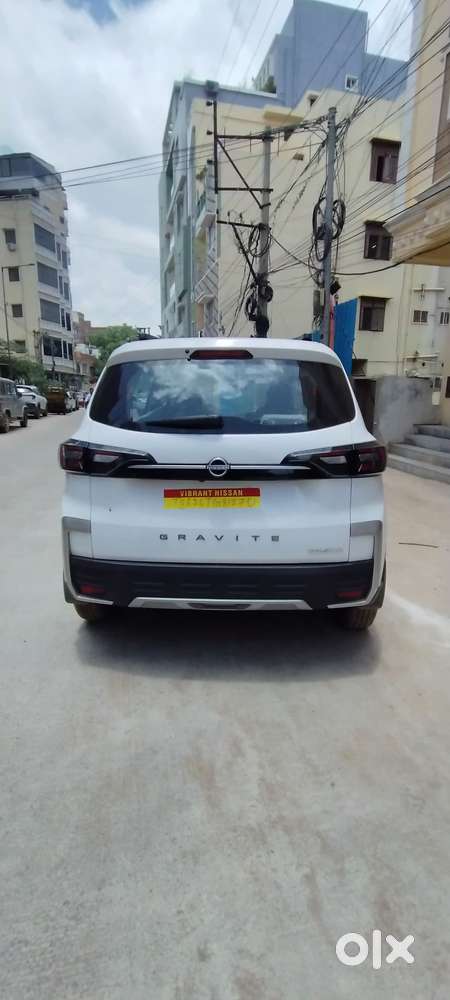 Nissan Gravite, 2026, Petrol