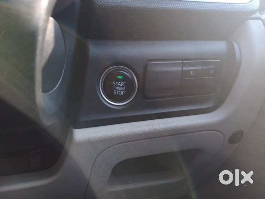 Tata Altroz Xz Plus (s), 2023, Petrol