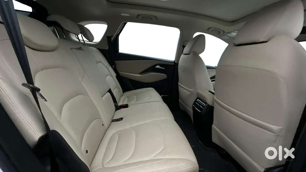 Mg Hector Sharp Pro 1.5 Turbo Cvt, 2023, Petrol