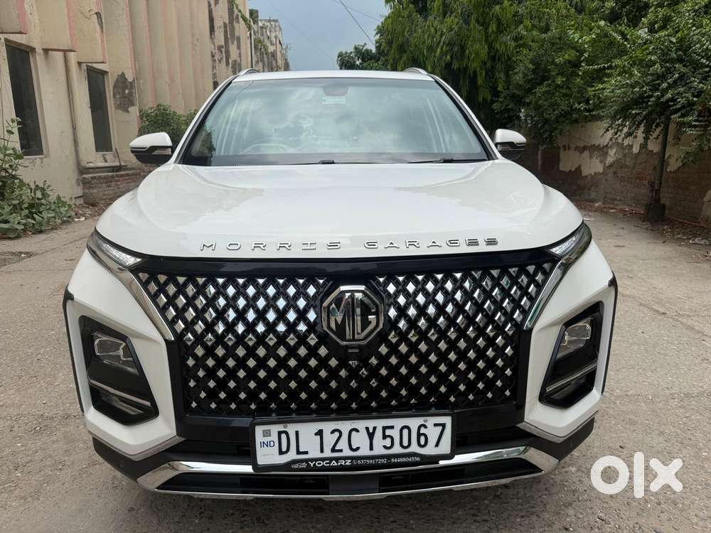 Mg Hector Plus Sharp Pro 1.5 Turbo Petrol Cvt 6 Str Dual Tone, 2024,..