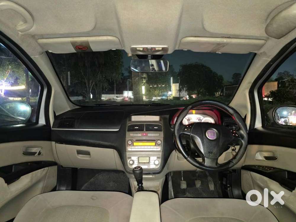 Fiat Linea Emotion Pk 1.4, 2009, Petrol