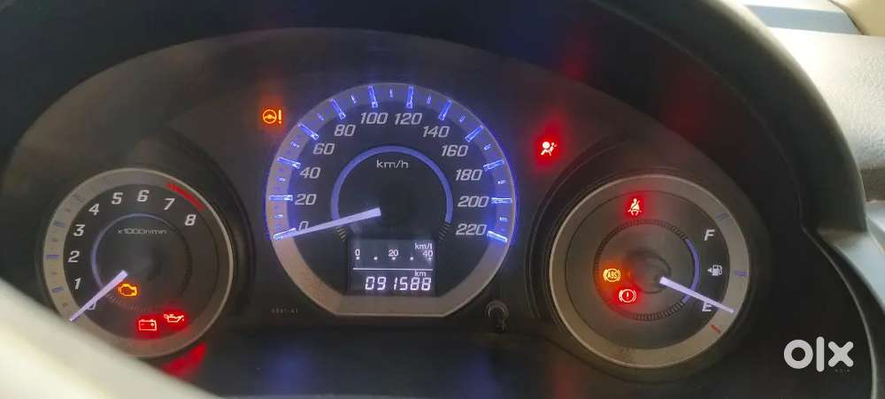 Honda City Petrol 2013 With Manual Transmission