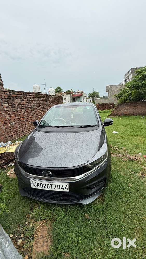 Tata Tiago Petrol Manual 2026