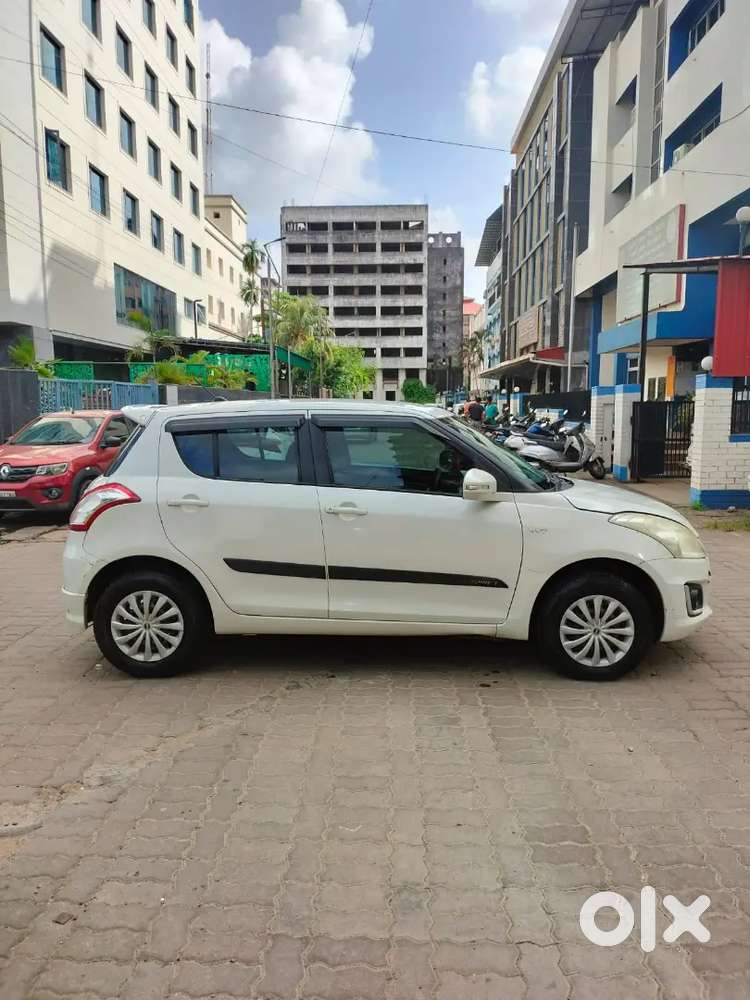 Maruti Suzuki Swift Vxi 2017