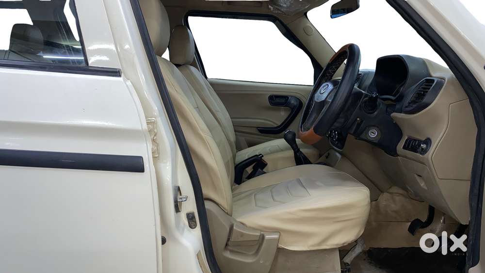 Mahindra Bolero Neo 1.5 N4, 2022, Diesel