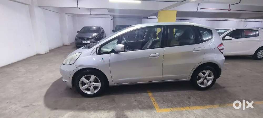 Honda Jazz 2010 Cng & Hybrids 82000 Km Driven