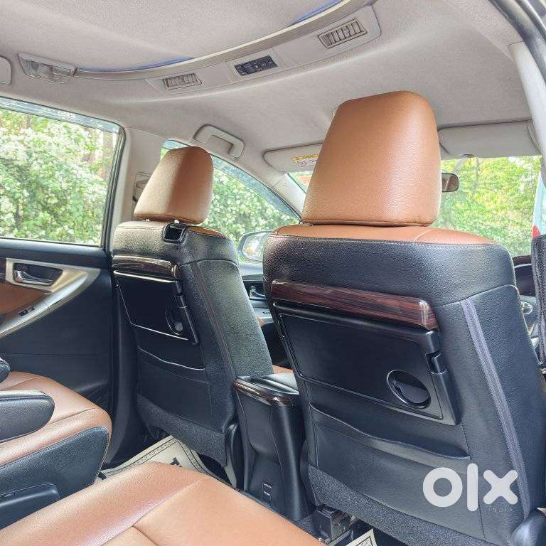 Toyota Innova Crysta 2.8z Automatic, 2018, Diesel