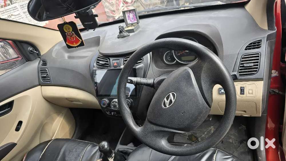 Hyundai Eon Magna 2012
