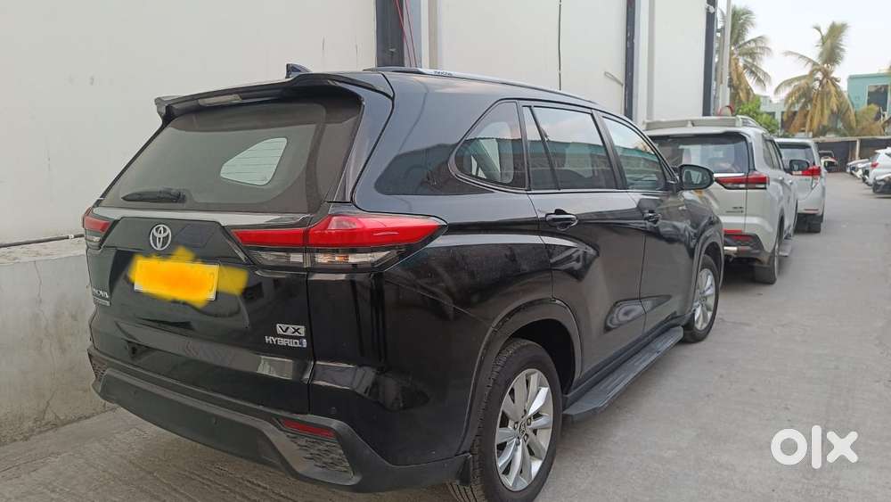 Toyota Innova Hycross 2.0 Vx Hybrid 7 Str, 2024, Petrol