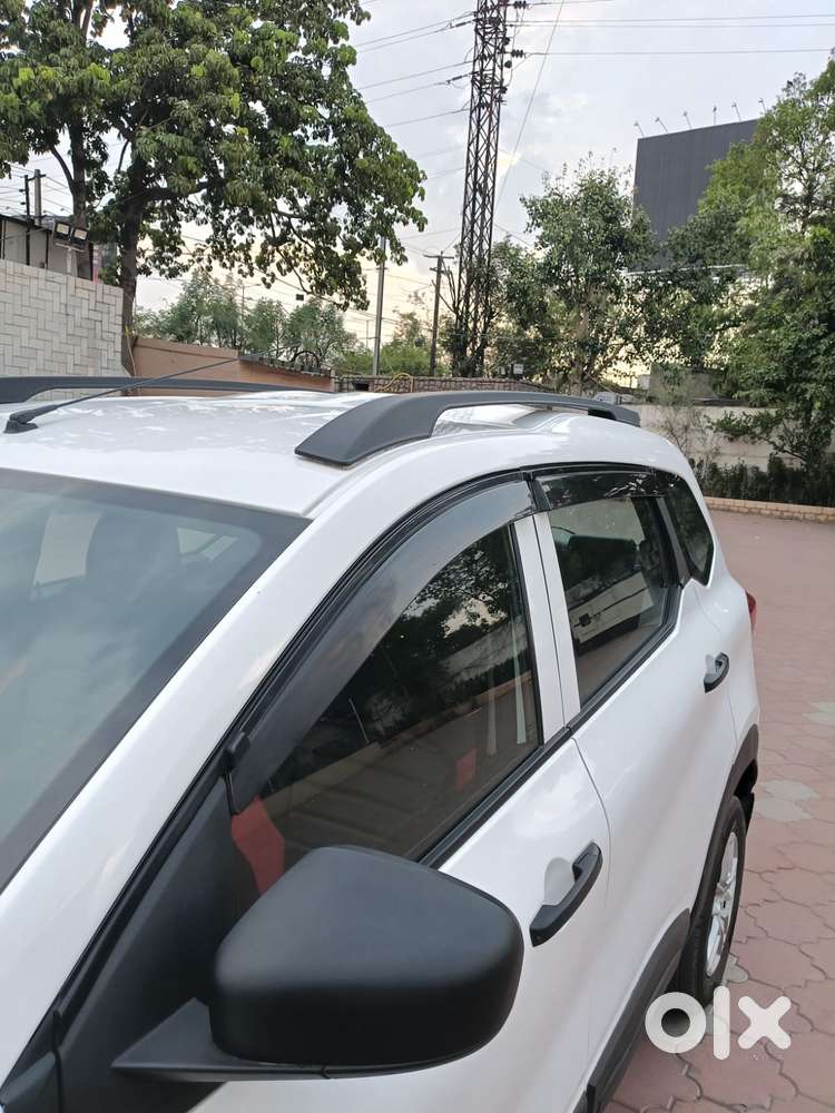 Renault Triber Rxl, 2024, Petrol