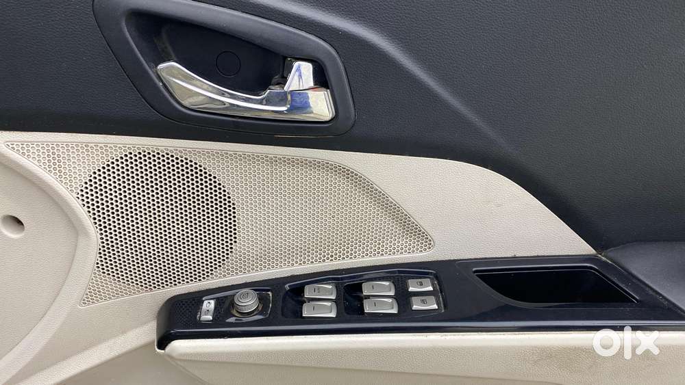 Mahindra Xuv300 W8 Option Diesel, 2019, Diesel