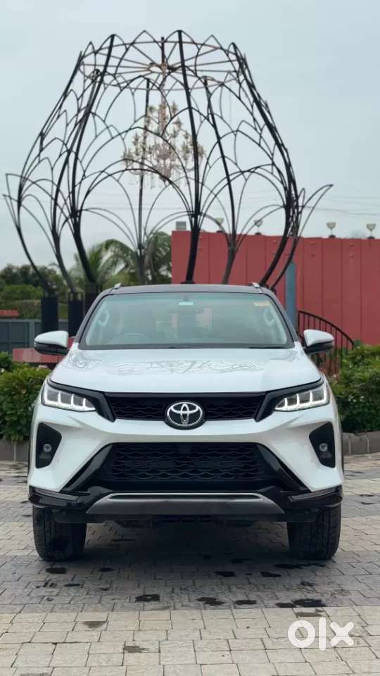 Toyota Fortuner Legender, 2024, Diesel