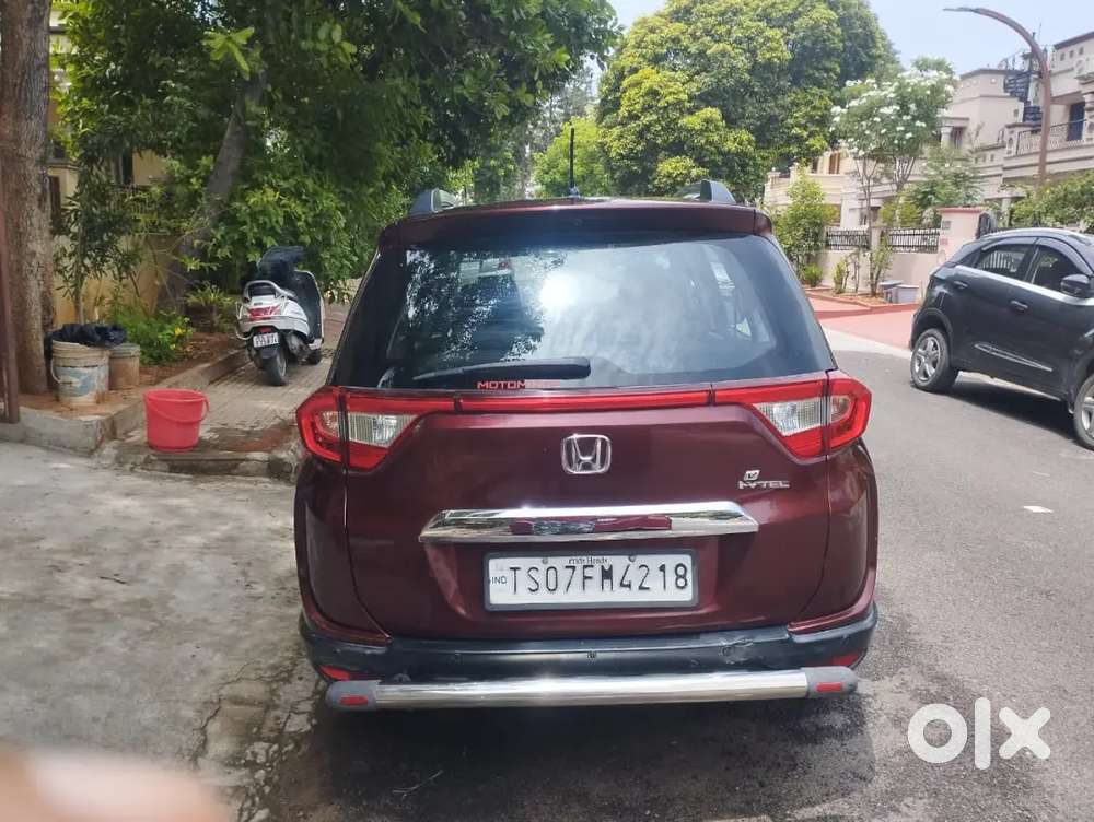 Honda Br-v 2016 Petrol 12500 Km Driven