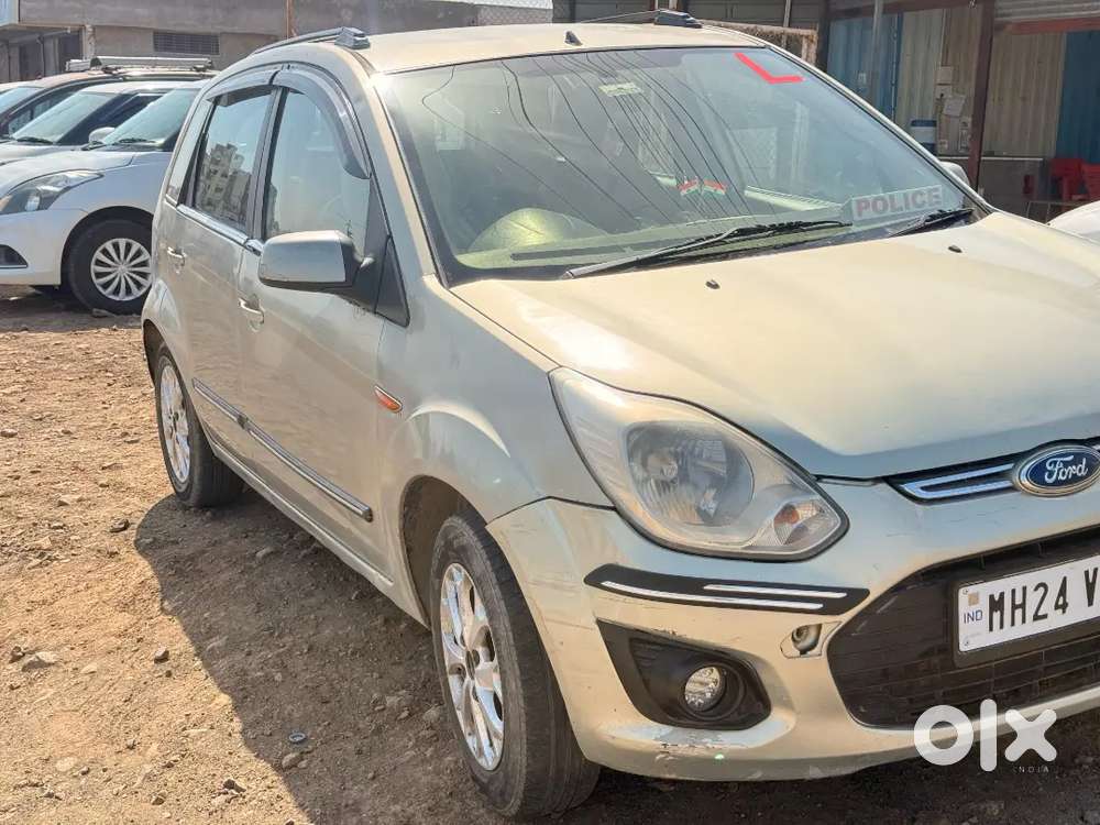Ford Figo 2013 Titanium 25 Km Driven