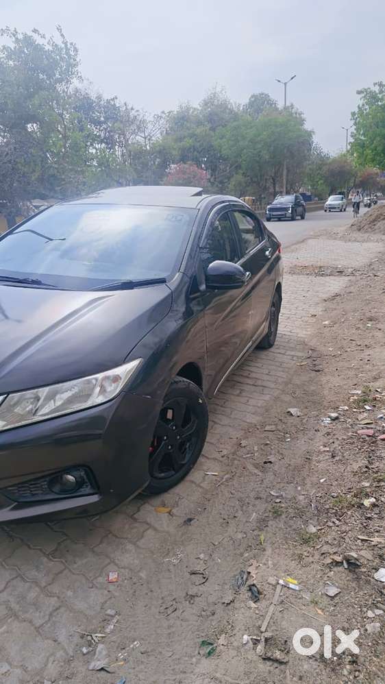 Sunroof City 27+ Average Top Model Vx Diesel Aone Condition