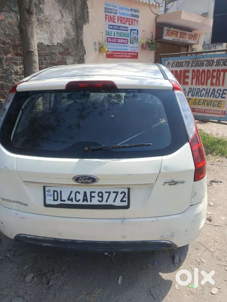 Ford Figo 2012 Cng & Hybrids 125000 Km Driven