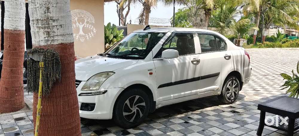 Maruti Suzuki Dzire 2015 Diesel 130000 Km Driven