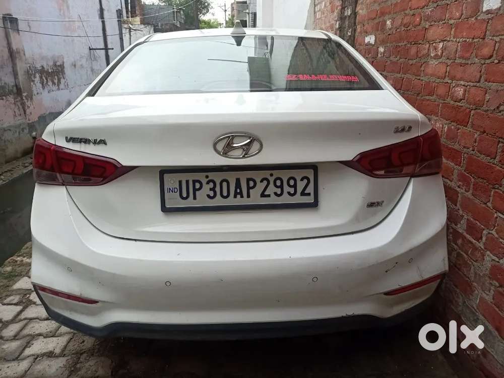 Hyundai Verna 2018 Diesel 90000 Km Driven