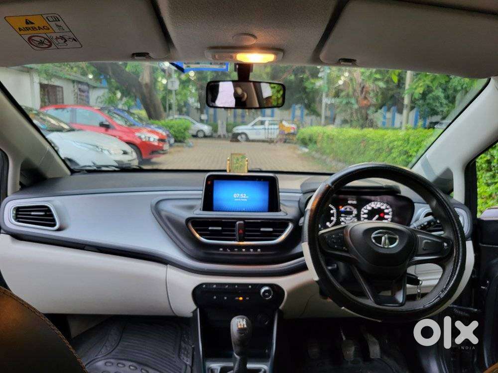 Tata Altroz 1.2 Xm Plus, 2022, Petrol