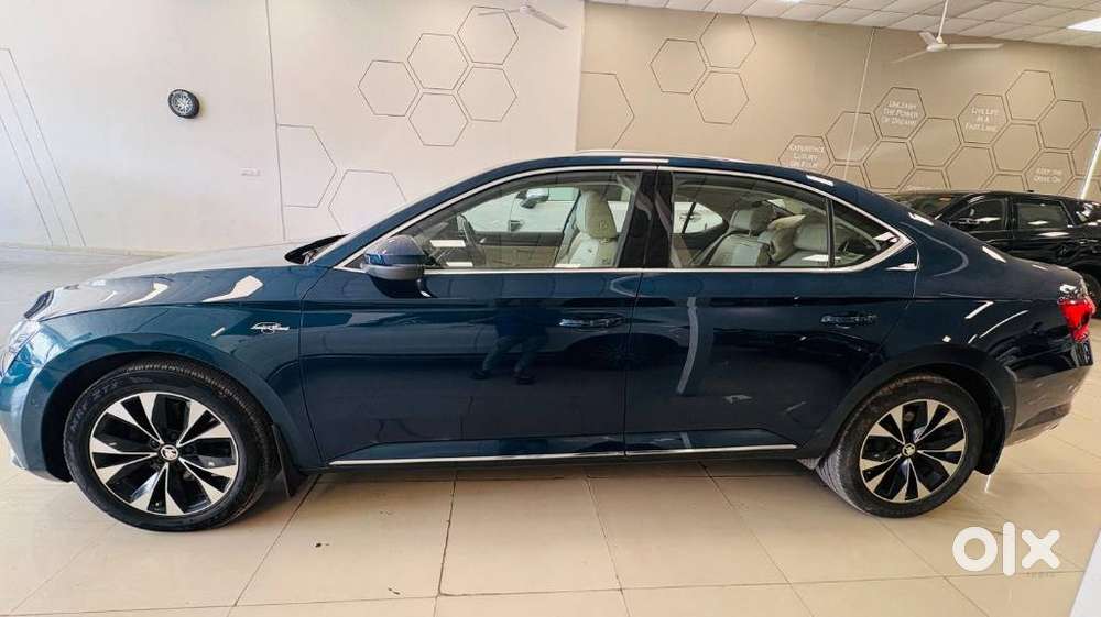 Skoda Superb 2.0 L&k Tsi At, 2021, Petrol