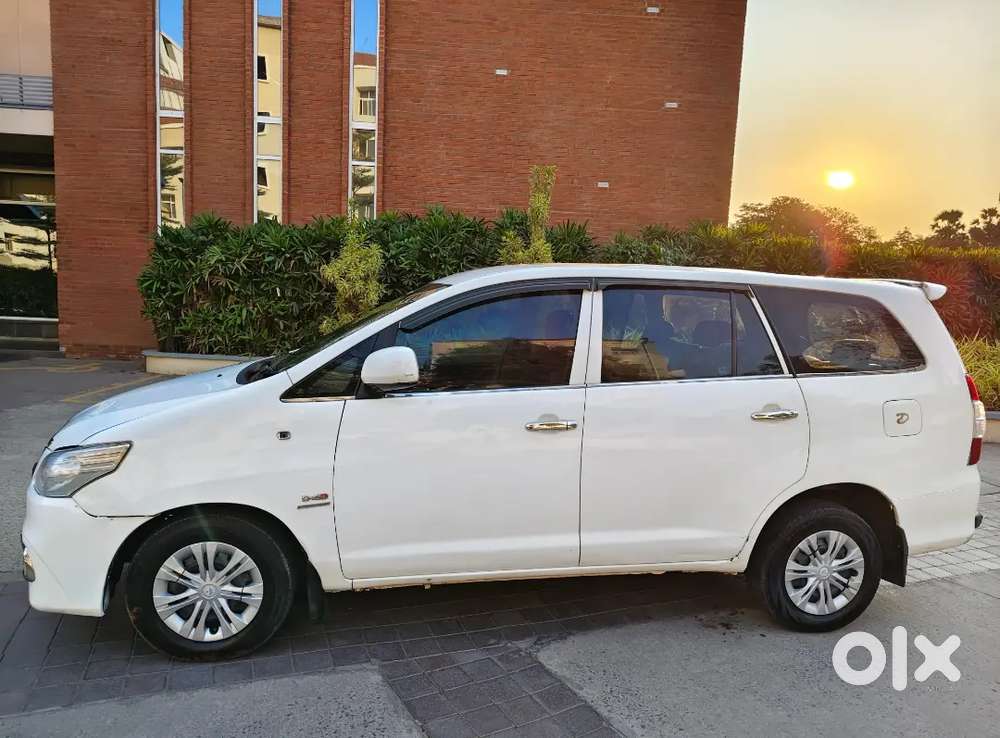 Toyota Innova Diesel 2011 Year