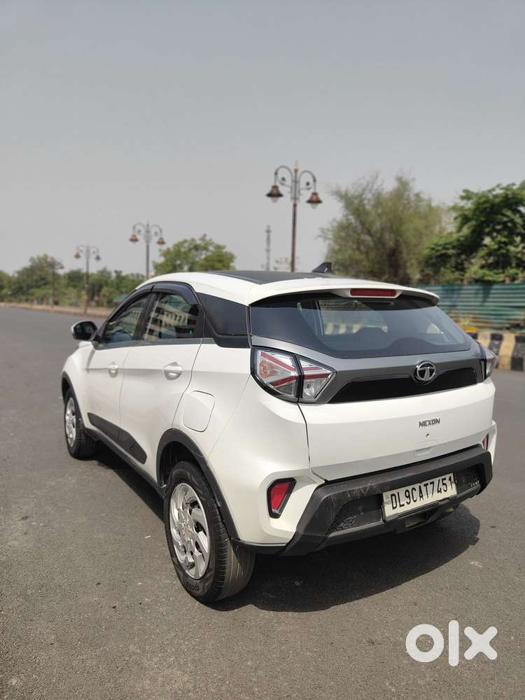 Tata Nexon 1.2 Revotron Xm (s), 2020, Petrol