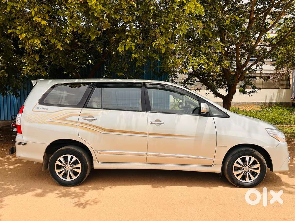 Toyota Innova 2.5 V 7 Str, 2015, Diesel