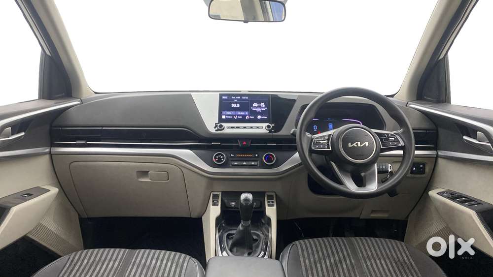 Kia Carens 1.4 Prestige 7 Str, 2022, Petrol