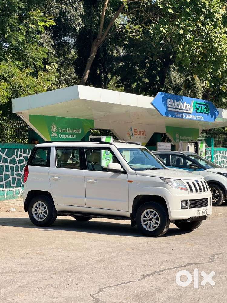 Mahindra Tuv 300