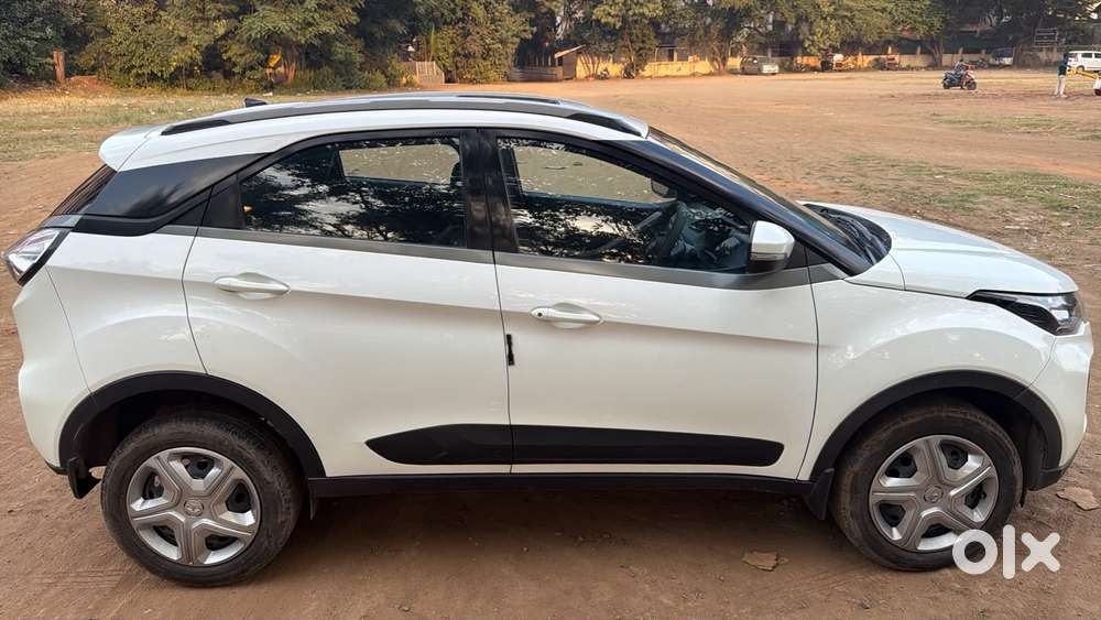 Tata Nexon 1.5 Revotorq Xma Plus (s) Amt, 2022, Diesel