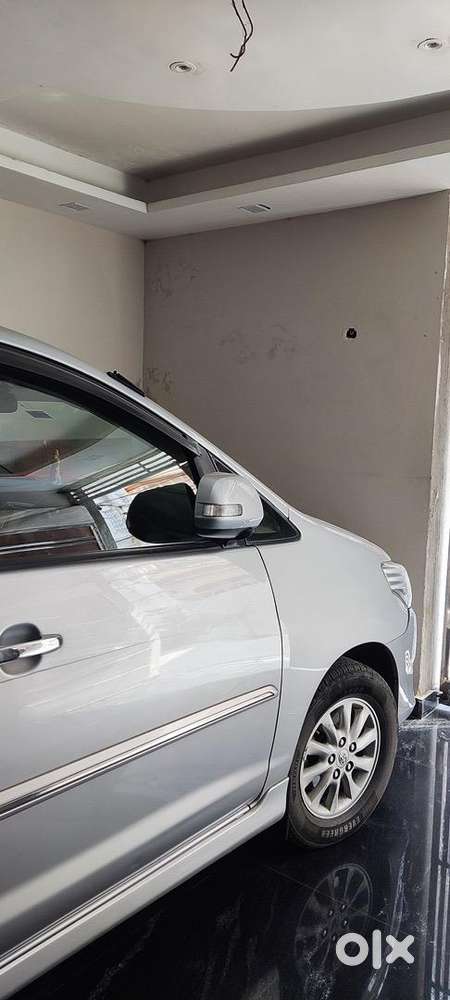 Toyota Innova 2013 Diesel 67000 Km Driven