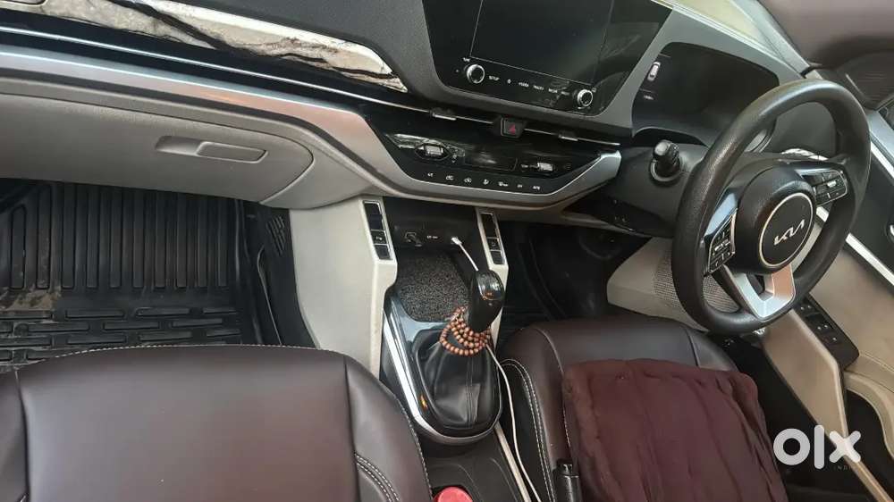 Kia Carens Prestige Diesel 2024