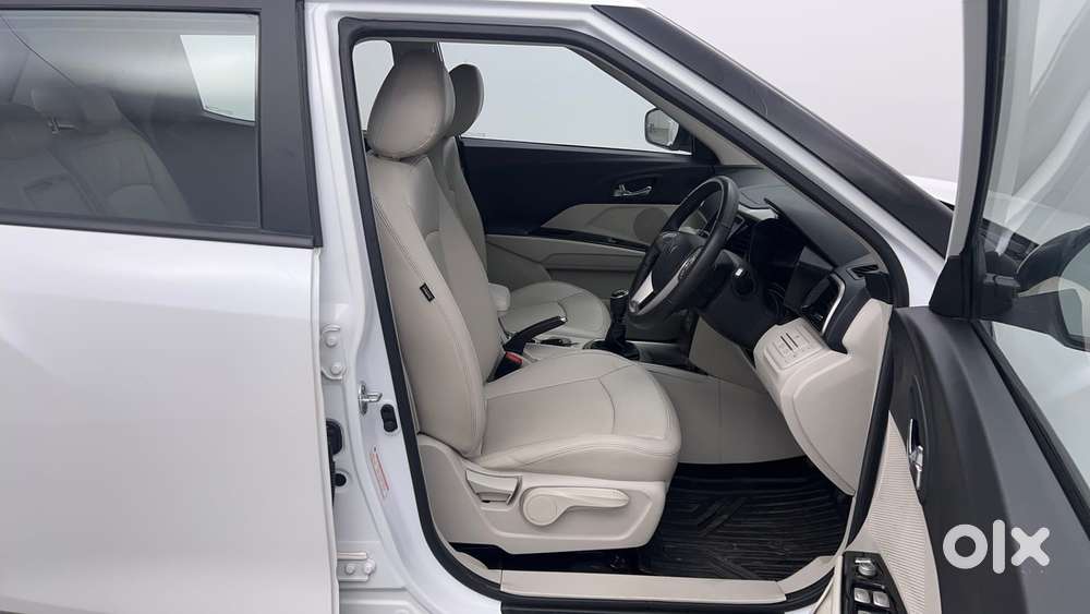 Mahindra Xuv300 W8 Option Diesel, 2024, Diesel