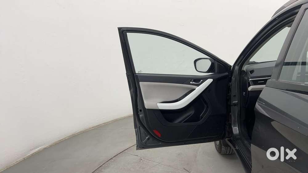 Tata Nexon Creative Plus S 1.2 Revotron Petrol 6 Amt, 2024, Petrol