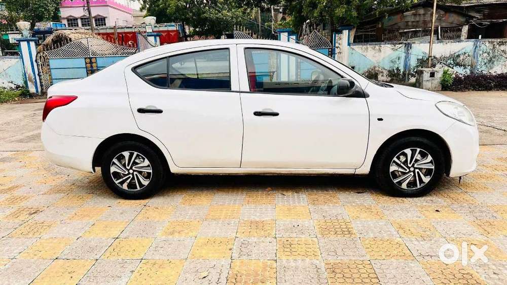 Nissan Sunny Xe P, 2011, Petrol