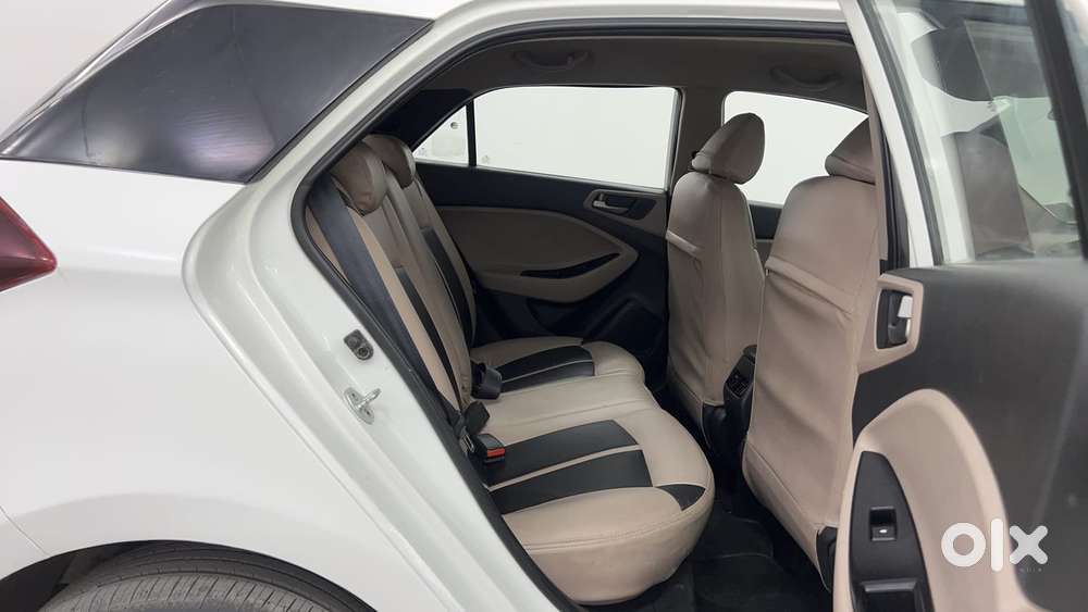 Hyundai Elite I20 Asta Option, 2016, Petrol