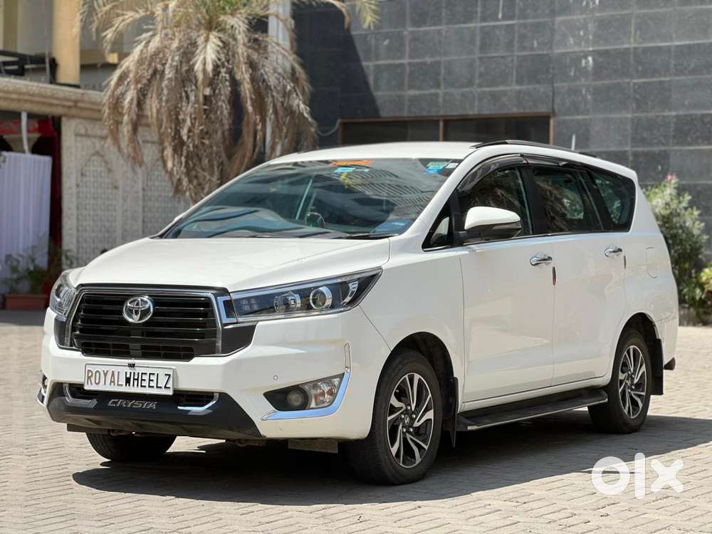 Toyota Innova Crysta 2.4 V, 2024, Diesel