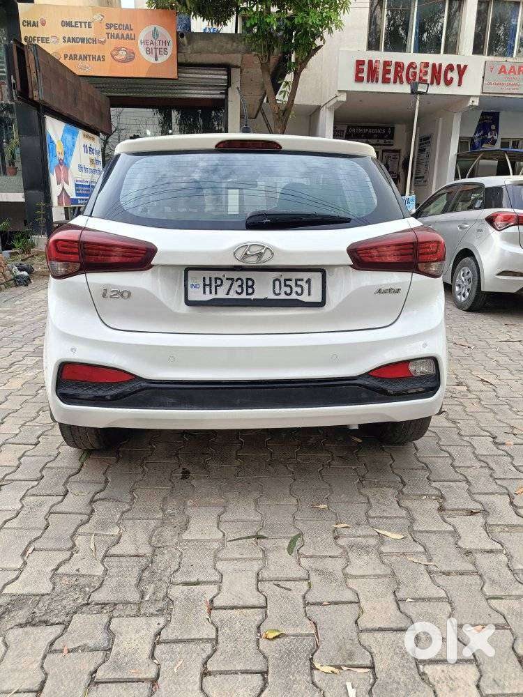 Hyundai I20 Asta (o) 1.2 Mt, 2020, Petrol