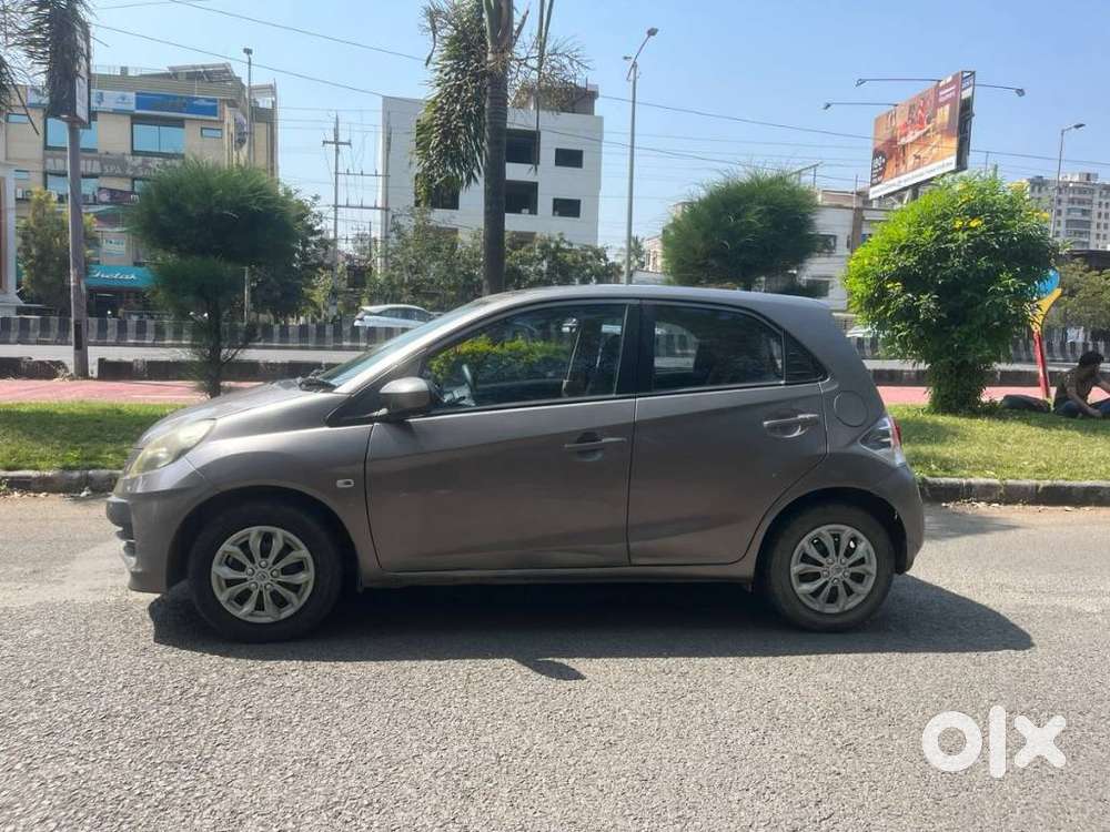 Honda Brio 2011-2013 V Mt, 2012, Petrol