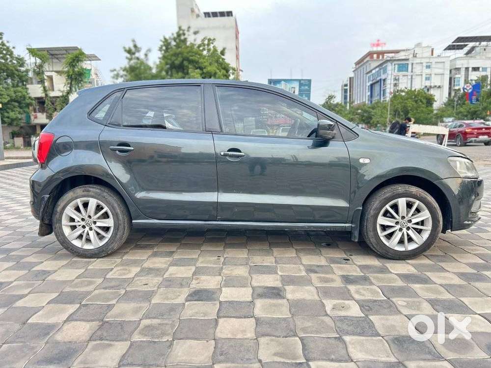 Volkswagen Polo Petrol Highline 1.6l, 2014, Petrol
