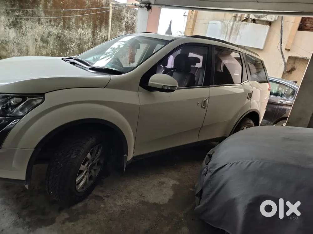 Mahindra Xuv500 2015