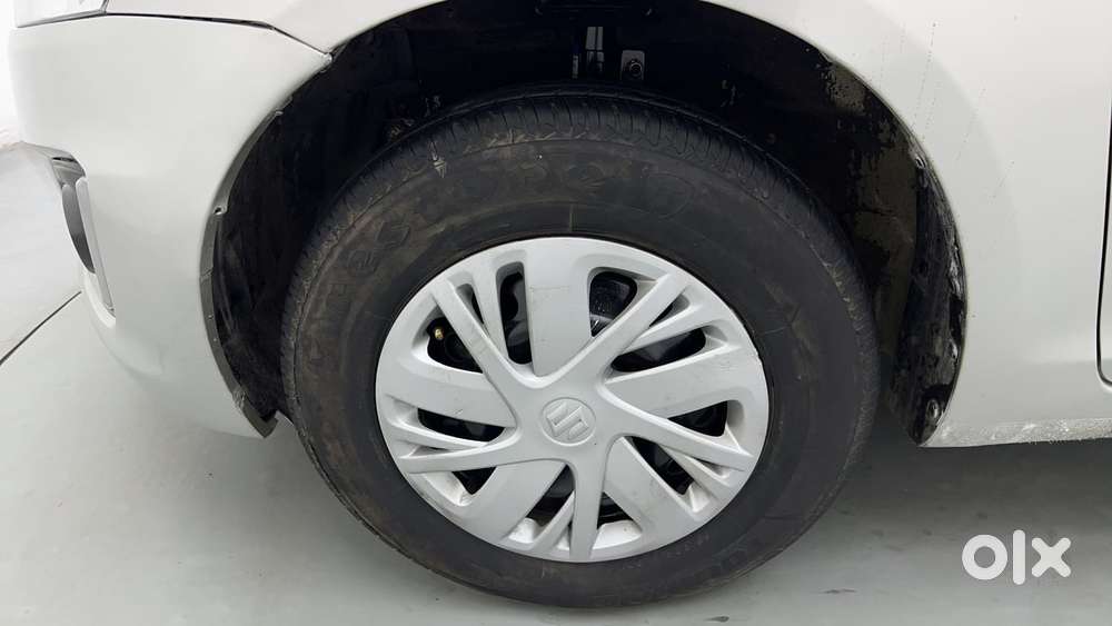 Maruti Suzuki Swift Vvt Vxi, 2015, Petrol