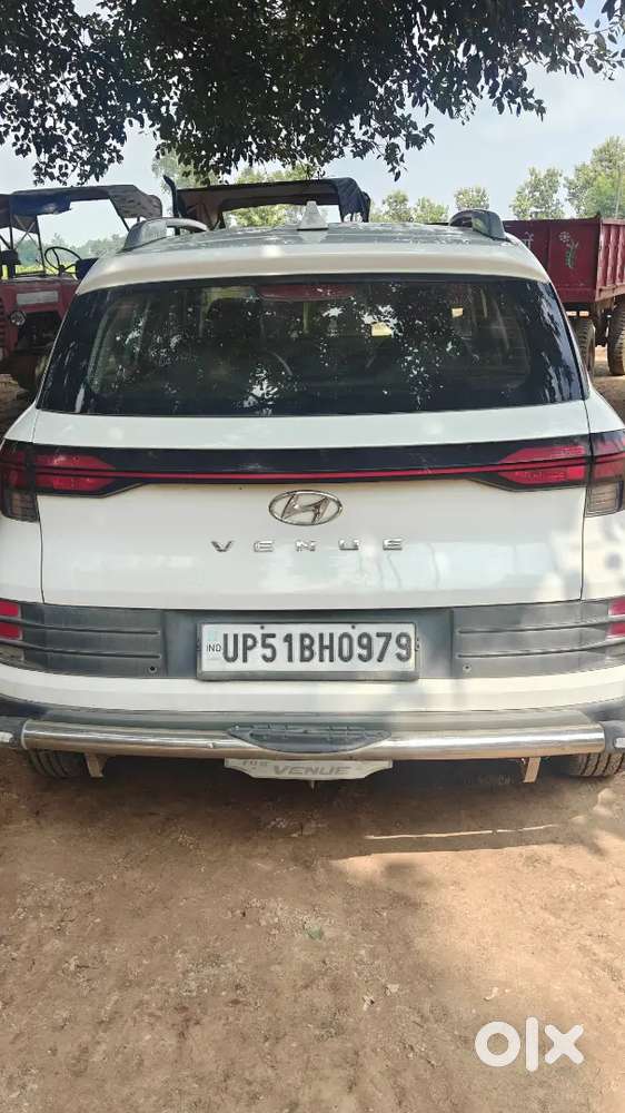 Hyundai Venue Petrol 2022 Manual